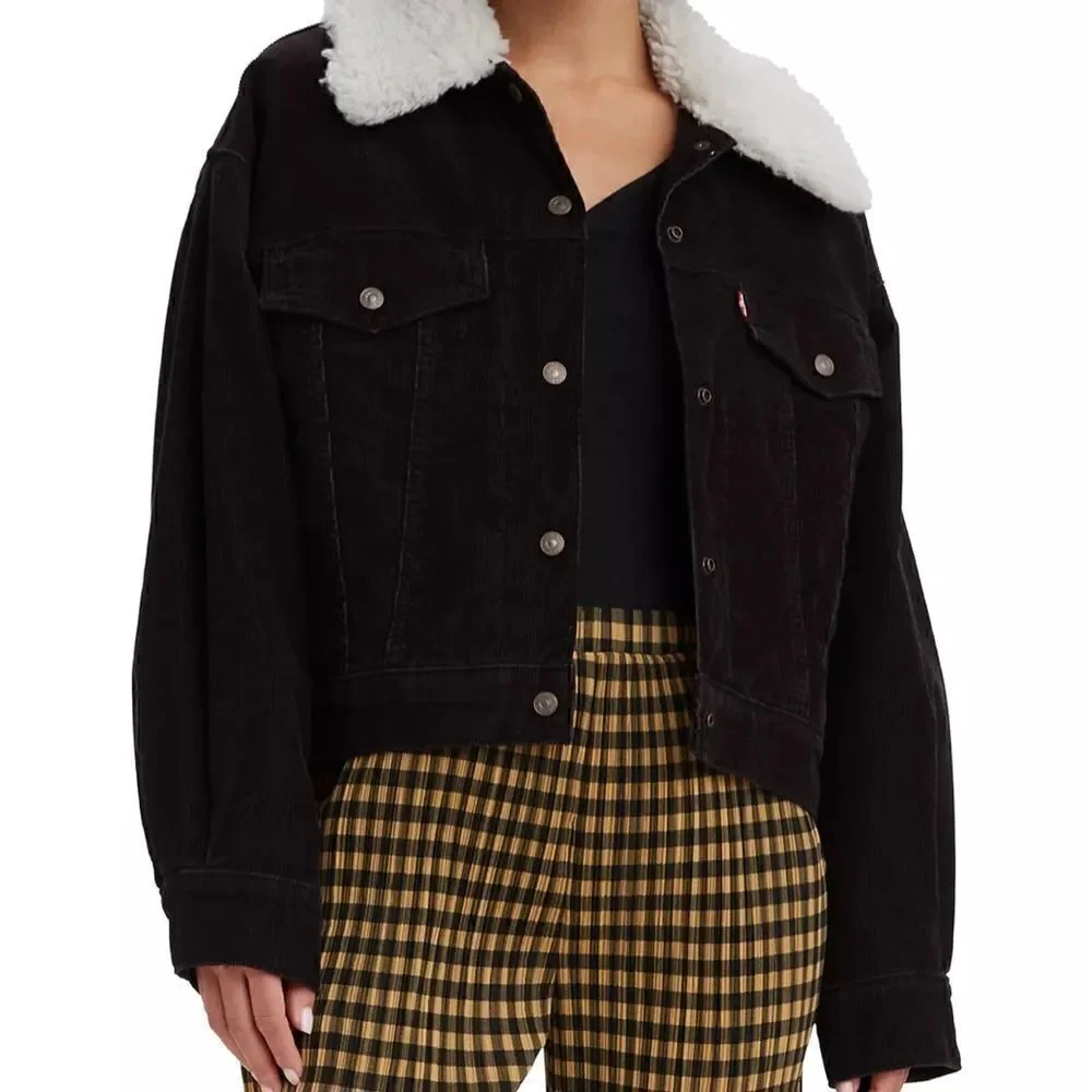 NWT Levi’s Women’s Sherpa Baby Baggy Trucker Black Jacket Size M